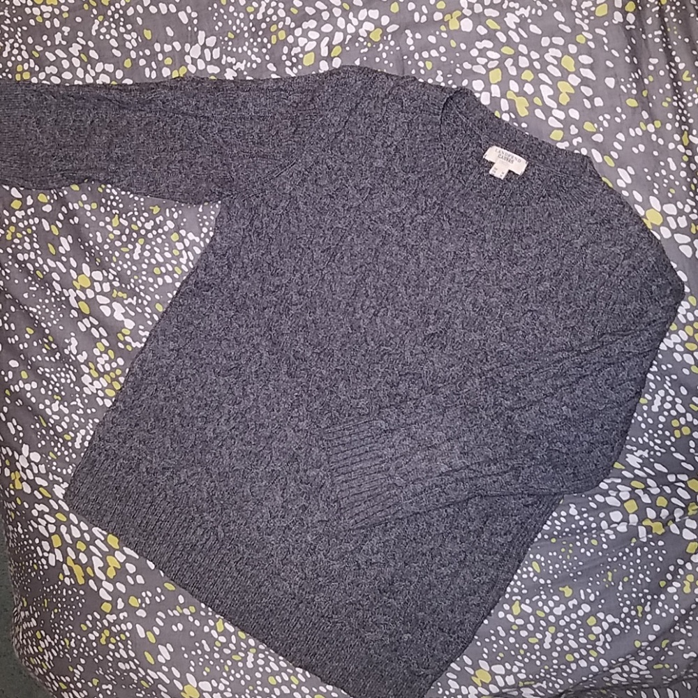 Cable knit crew neck sweater